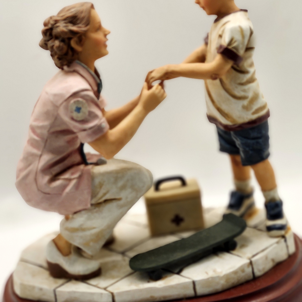 Heartwarming Mother and Son Figurine - Picture 4 of 4